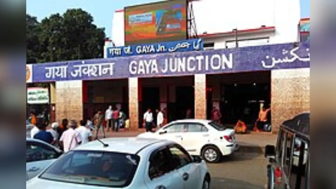 Gaya News : मेडिकल दुकान का ताला तोड़कर नकद व दवाइयों की चोरी, ढाई लाख से अधिक का नुकसान
